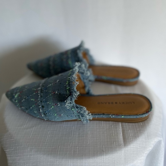 BEAUTIFUL LUCKY BRAND MULES. - Picture 6 of 7